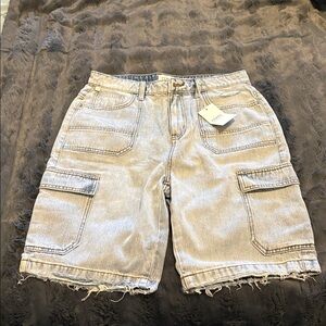 NWT Ceros denim 10” inseam cargo shorts